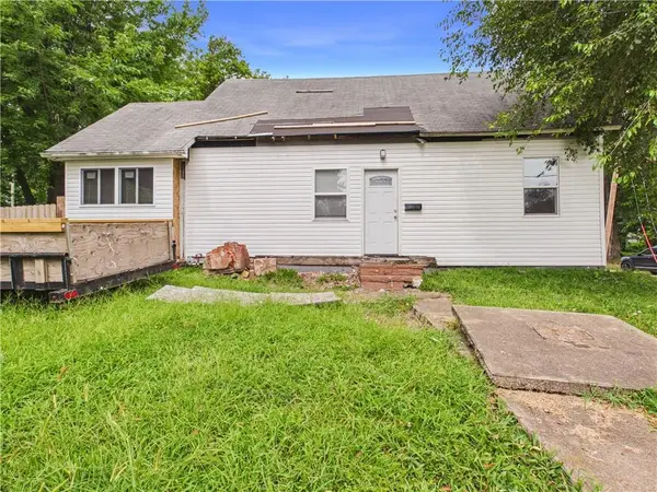 219 N 3rd Street, Clinton, MO 64735