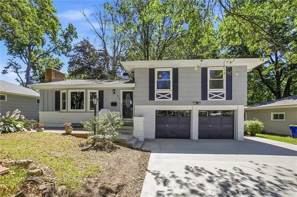 7915 Evanston Avenue, Raytown, MO 64138