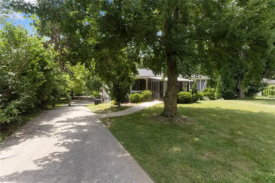 913 Roncelli Road, Lexington, MO 64067 - #2