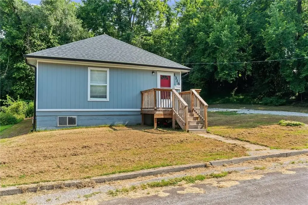 1318 Clinton Street, Lexington, MO 64067 - #1