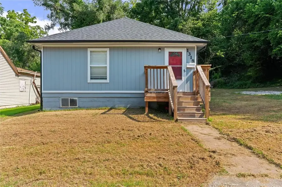 1318 Clinton Street, Lexington, MO 64067 - #3