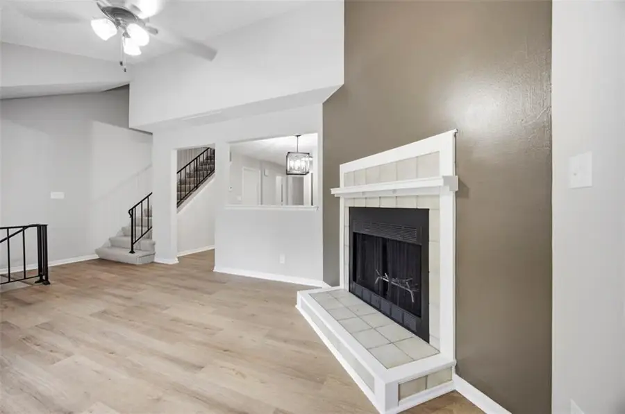10129 Steele Road, Edwardsville, KS 66111 - #3