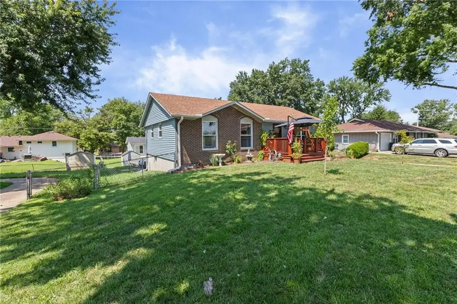 130 N 80th Terrace, Kansas City, KS 66111 - #2