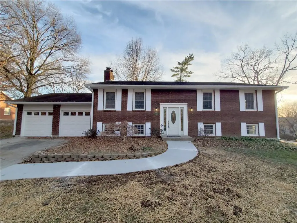 15 Circle Drive, Warrensburg, MO 64093 - #1