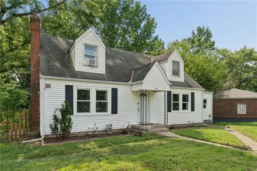 8001 Blue Ridge Boulevard, Raytown, MO 64138 - #2