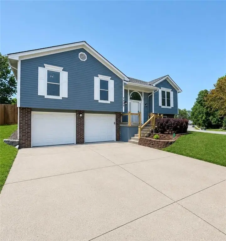 7203 NE 73rd Terrace, Kansas City, MO 64119 - #1