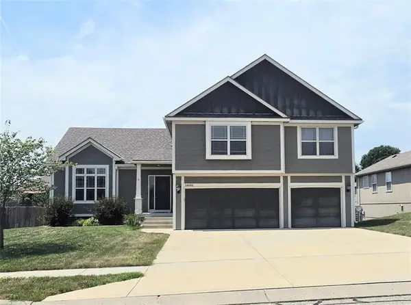 14606 Green Castle Street, Smithville, MO 64089