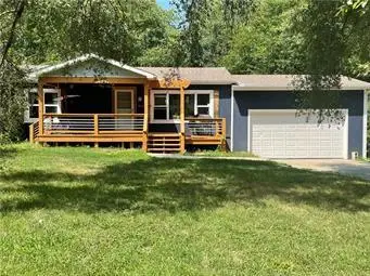 11010 N Holmes Street, Kansas City, MO 64155