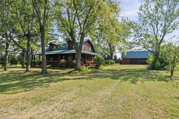 27817 S State Route 7 Highway, Harrisonville, MO 64701
