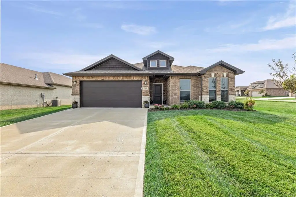 7559 Arapahoe Drive, Shawnee, KS 66227 - #1