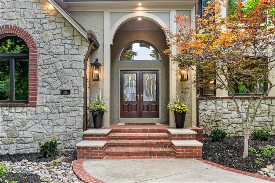 1305 NW 43rd Terrace, Kansas City, MO 64116 - #3