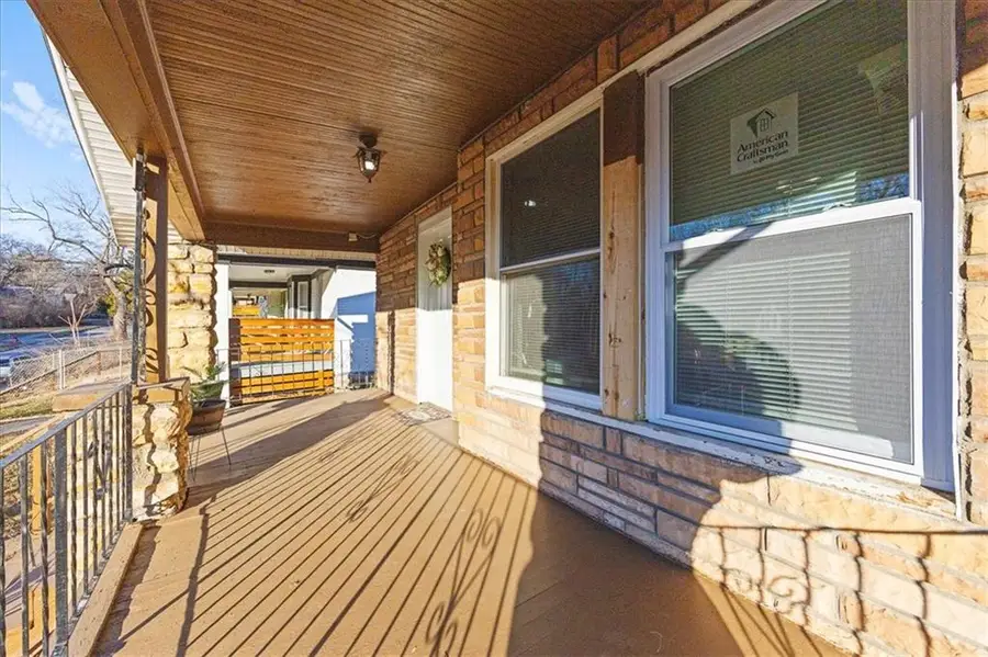 3741 Olive Street, Kansas City, MO 64109 - #2