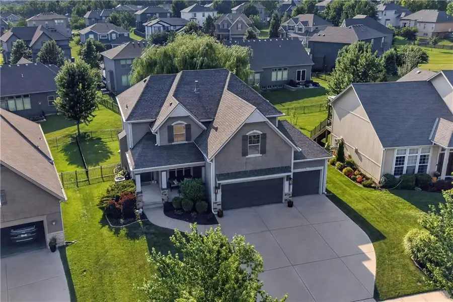 12168 S Valley Road, Olathe, KS 66061 - #3