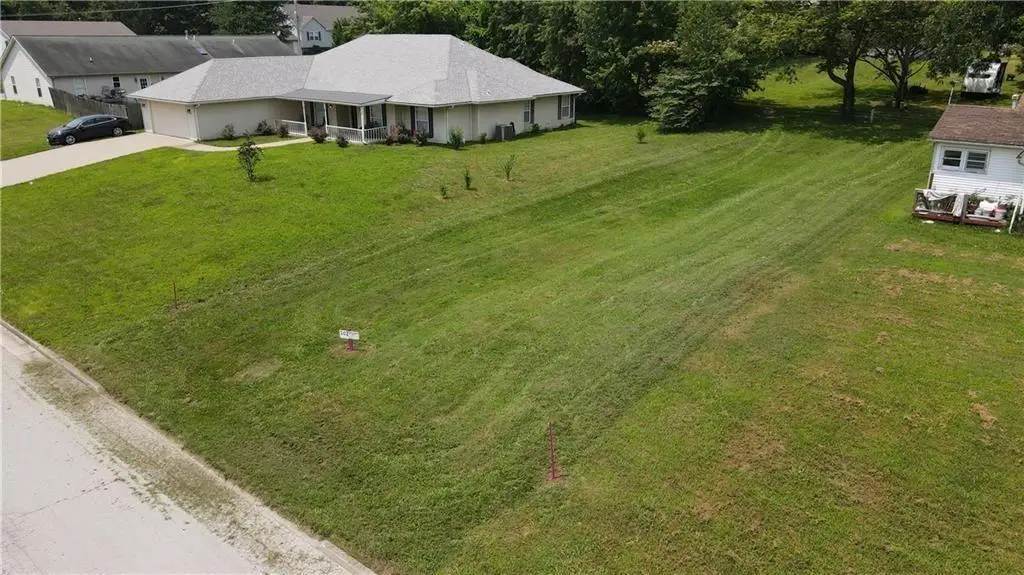 202 W 24th Street, Higginsville, MO 64037 - #1