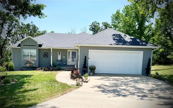529 S Prewitt Street, Nevada, MO 64772