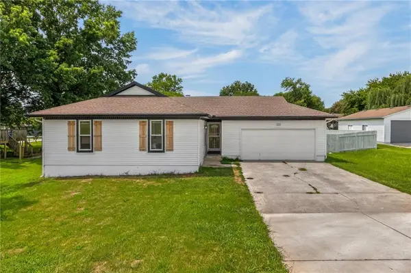 10512 N Oak Trafficway, Kansas City, MO 64155