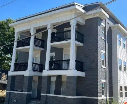 2305 E 37th Street, Kansas City, MO 64109 - #1
