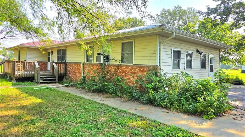 10753 Scott Road, Pleasanton, KS 66075 - #1