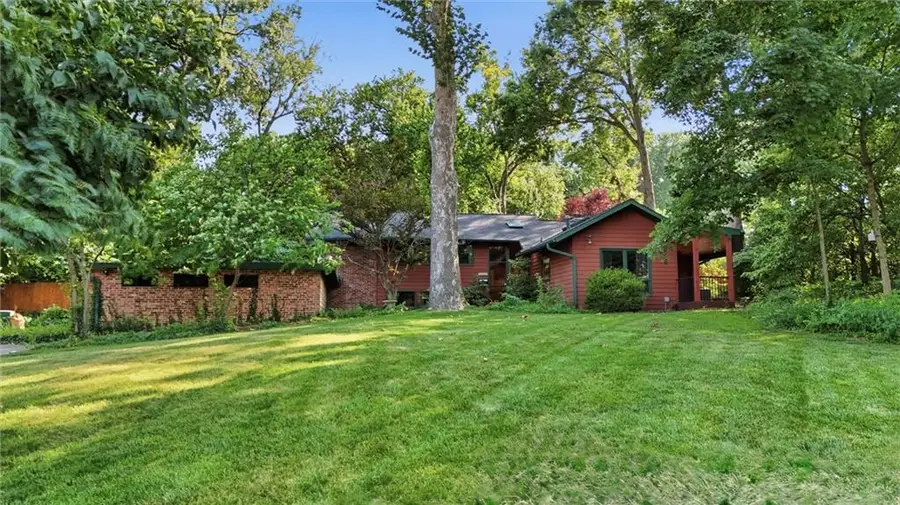 8728 Meadow Lane, Leawood, KS 66206 - #2