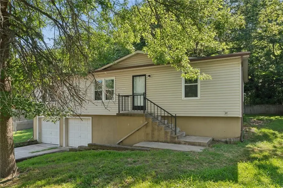 4804 W Christie Circle, Blue Springs, MO 64015 - #2