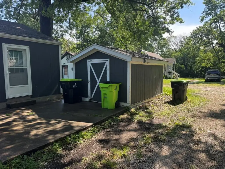 1007 A & B S Lexington Street, Harrisonville, MO 64701 - #3