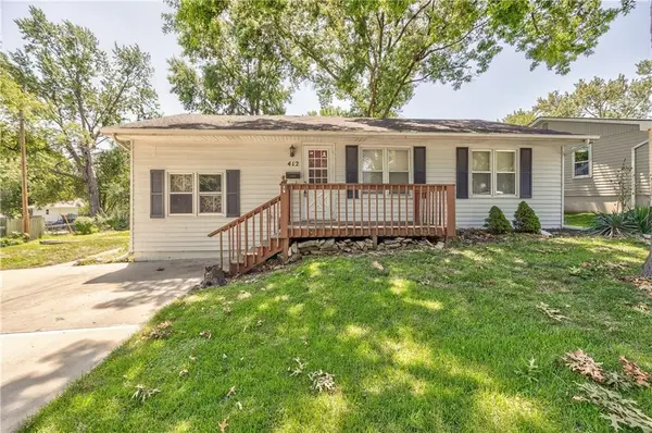412 W Insley Avenue, Bonner Springs, KS 66012