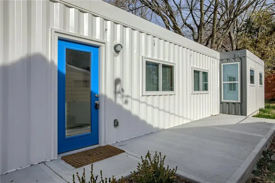 7607 Jefferson Street, Kansas City, MO 64114 - #3