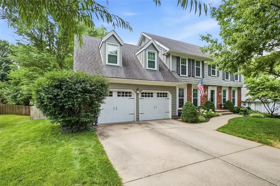 12104 Ballentine Street, Overland Park, KS 66213 - #3
