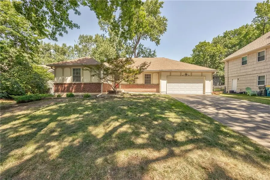 9610 W 97th Street, Overland Park, KS 66212 - #2