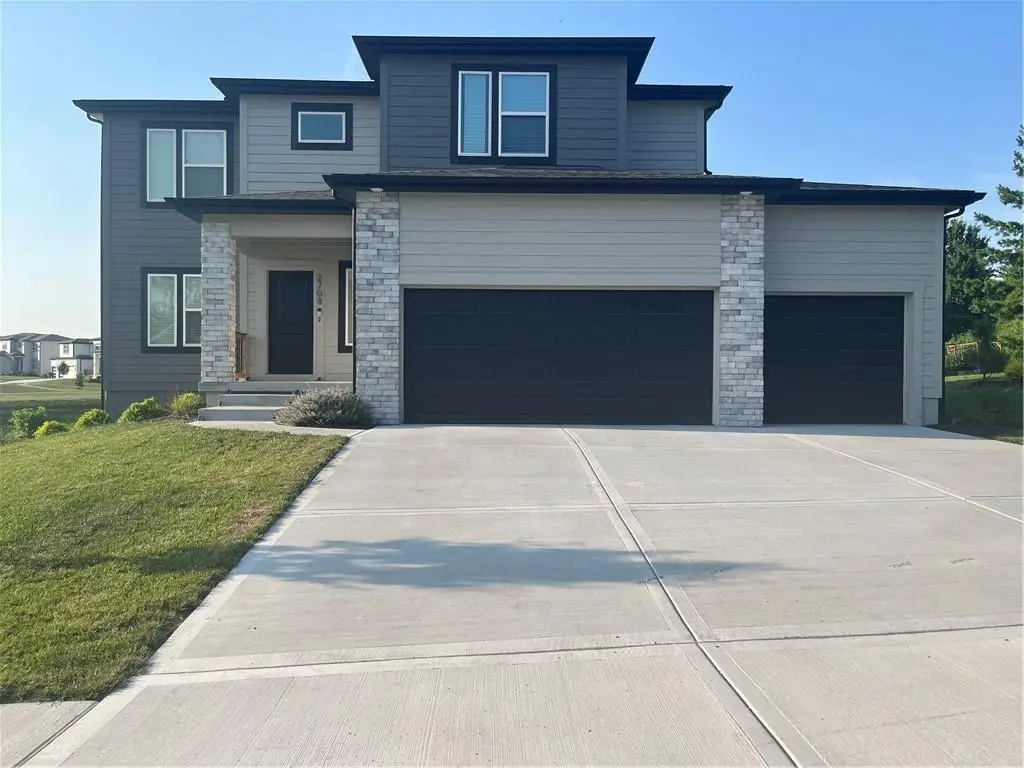 2708 SW 12th Street, Lees Summit, MO 64081 - #1