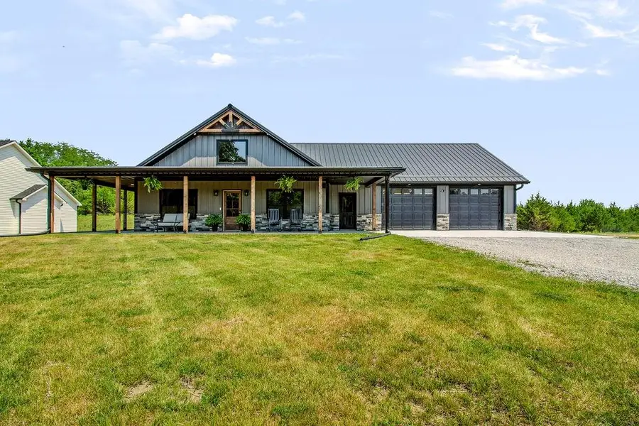 327 NE 21st Road, Warrensburg, MO 64093 - #2