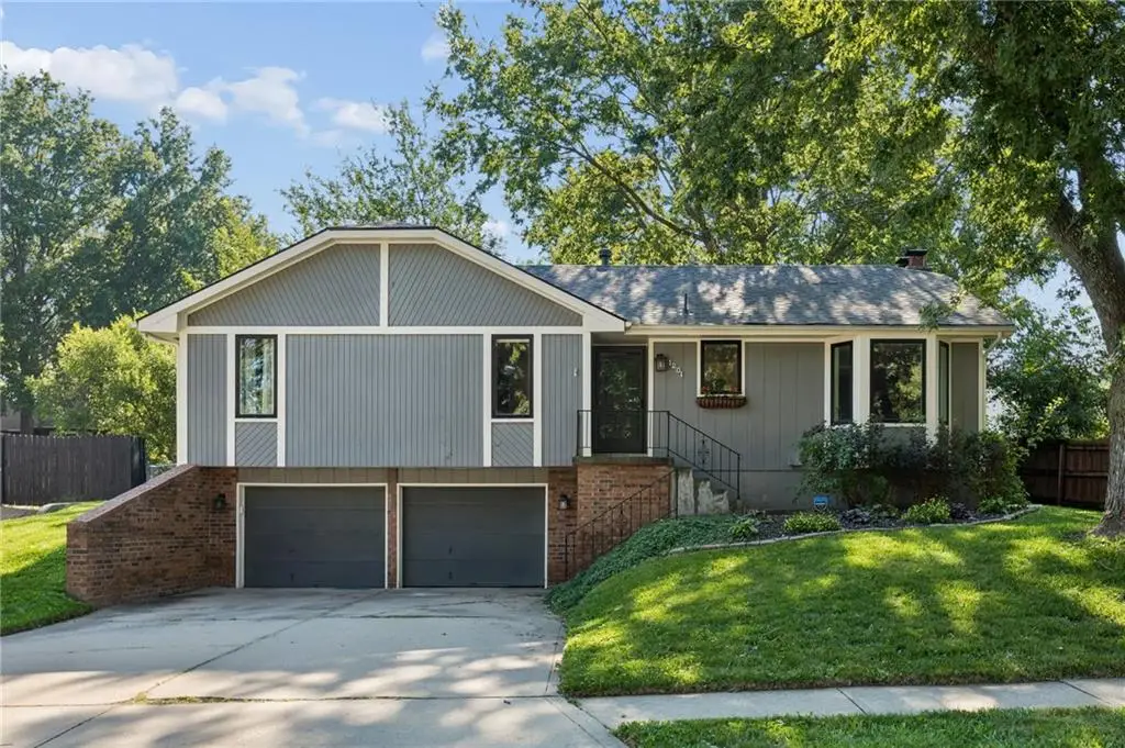 1201 Bristol Way, Liberty, MO 64068 - #1
