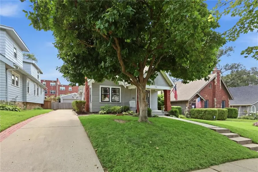 315 E 70th Terrace, Kansas City, MO 64113 - #3