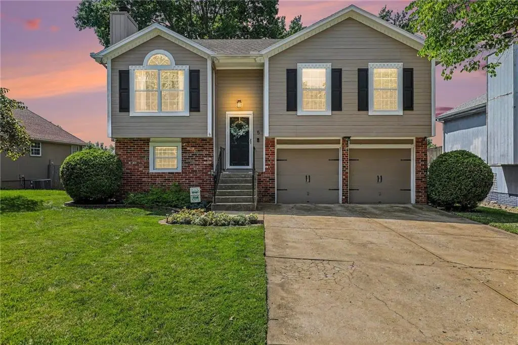 5 NW 111th Terrace, Kansas City, MO 64155 - #1