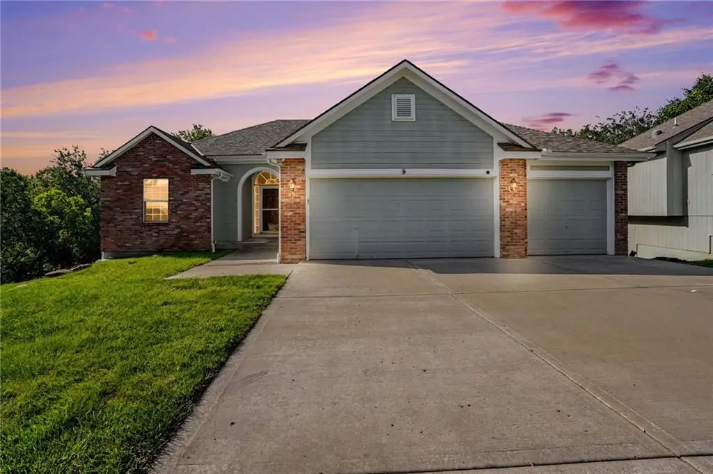 4805 NE 73rd Street, Kansas City, MO 64119 - #1