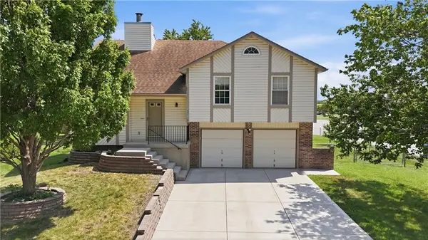 14821 W 150th Place, Olathe, KS 66062