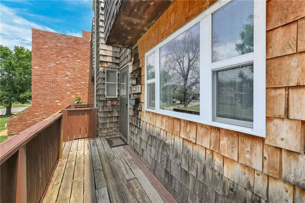 3311 Bridge Manor Drive, Kansas City, MO 64137 - #1