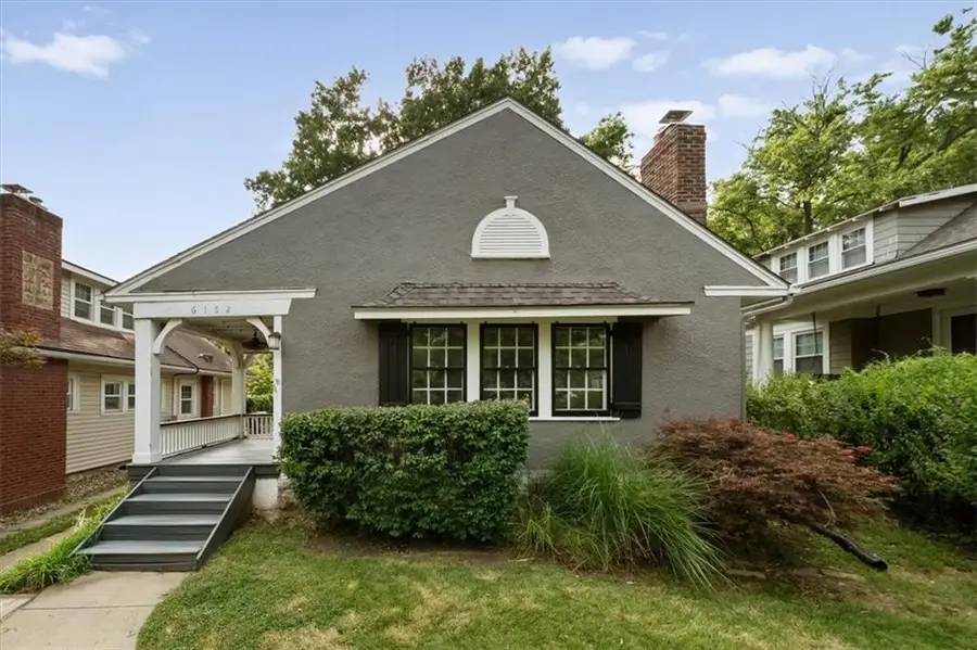 6152 Locust Street, Kansas City, MO 64110 - #2