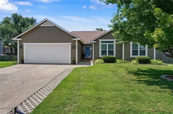 829 E 12th Street, Eudora, KS 66025