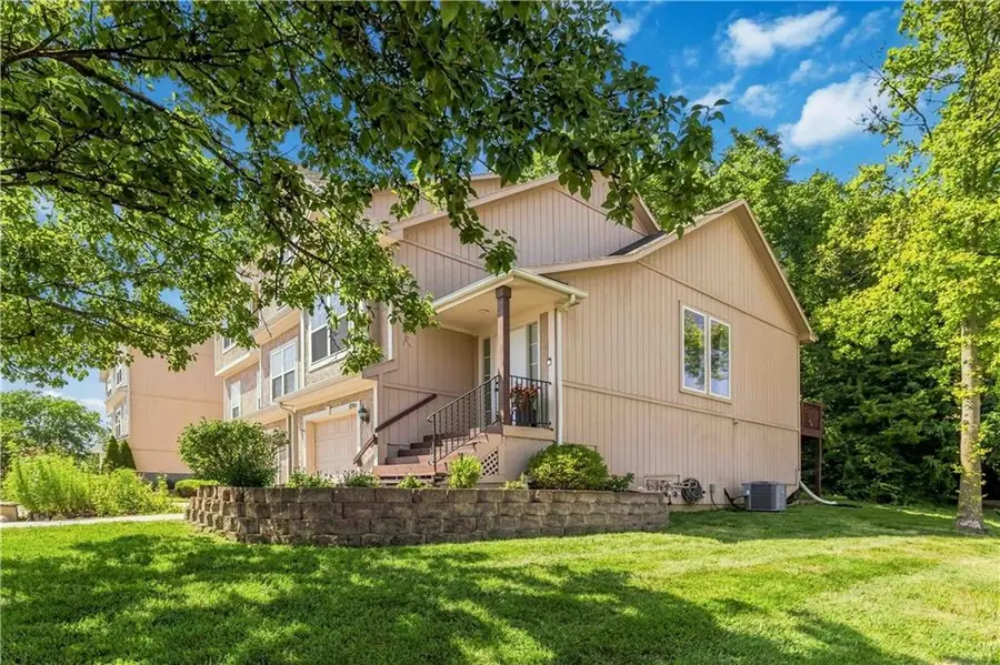 13744 Grove Avenue, Bonner Springs, KS 66012 - #2