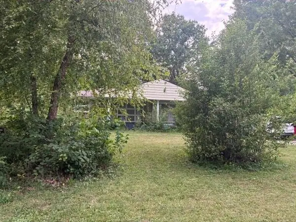 306 N 3rd Street Terrace, Trimble, MO 64492