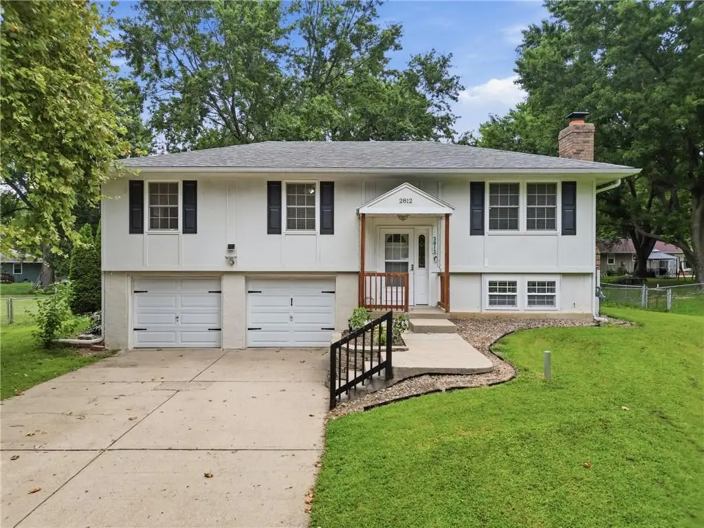 2812 SW 3rd St. Terrace, Blue Springs, MO 64014 - #1