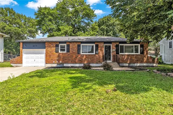 604 S Stevenson Street, Olathe, KS 66061