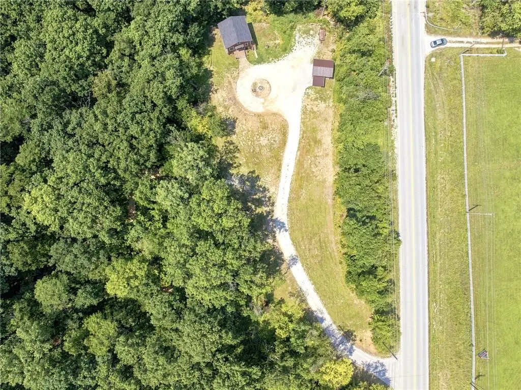 821 W 92 Highway, Smithville, MO 64089 - #1
