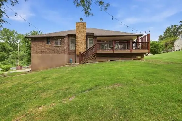 3323 S Prescott Avenue, Blue Springs, MO 64015 - #3