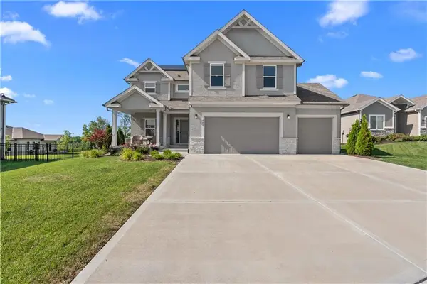 409 SW Nelson Drive, Blue Springs, MO 64014