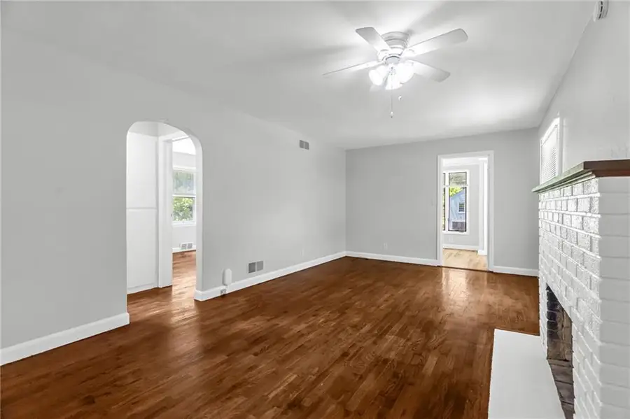 3701 NE 34 Terrace, Kansas City, MO 64117 - #3