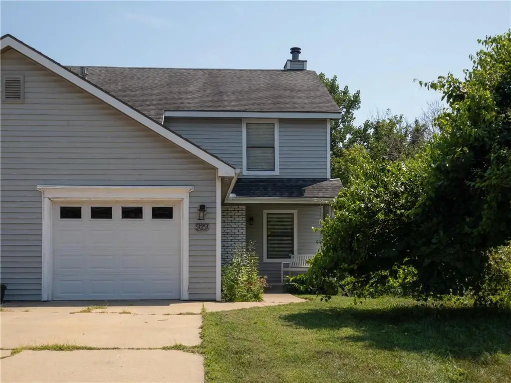 929 Christie Court, Lawrence, KS 66049 - #1