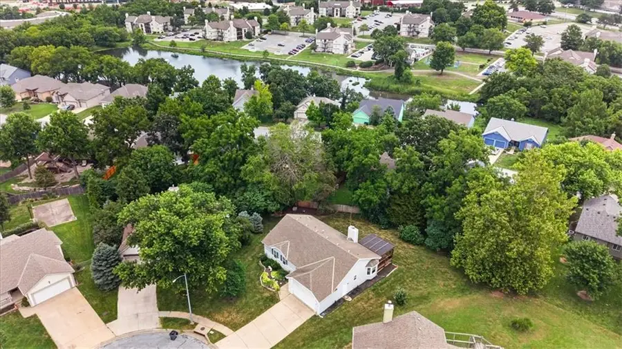 1650 N Sunset Street, Olathe, KS 66061 - #2