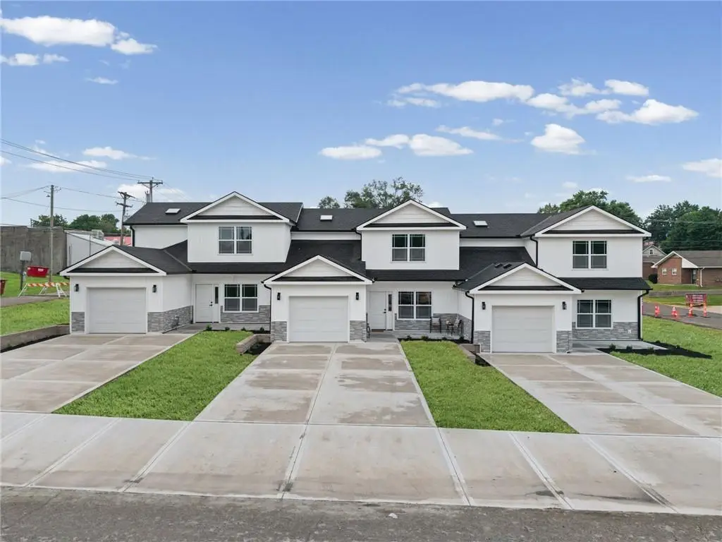 115 E 3rd Street, Lawson, MO 64062 - #1